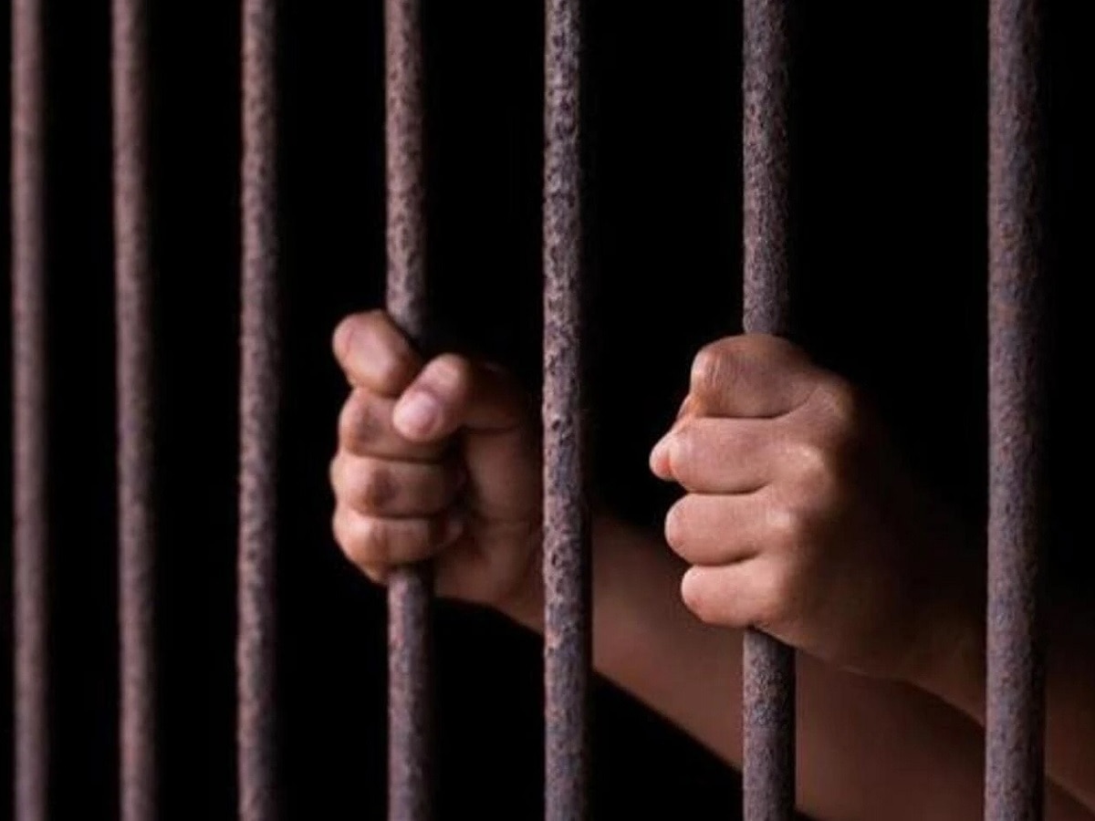 बिहारच्या तुरुंगात बसून महाराष्ट्रात टाकला 6.5 कोटींचा दरोडा; व्हिडिओ कॉल करायचा अन्…