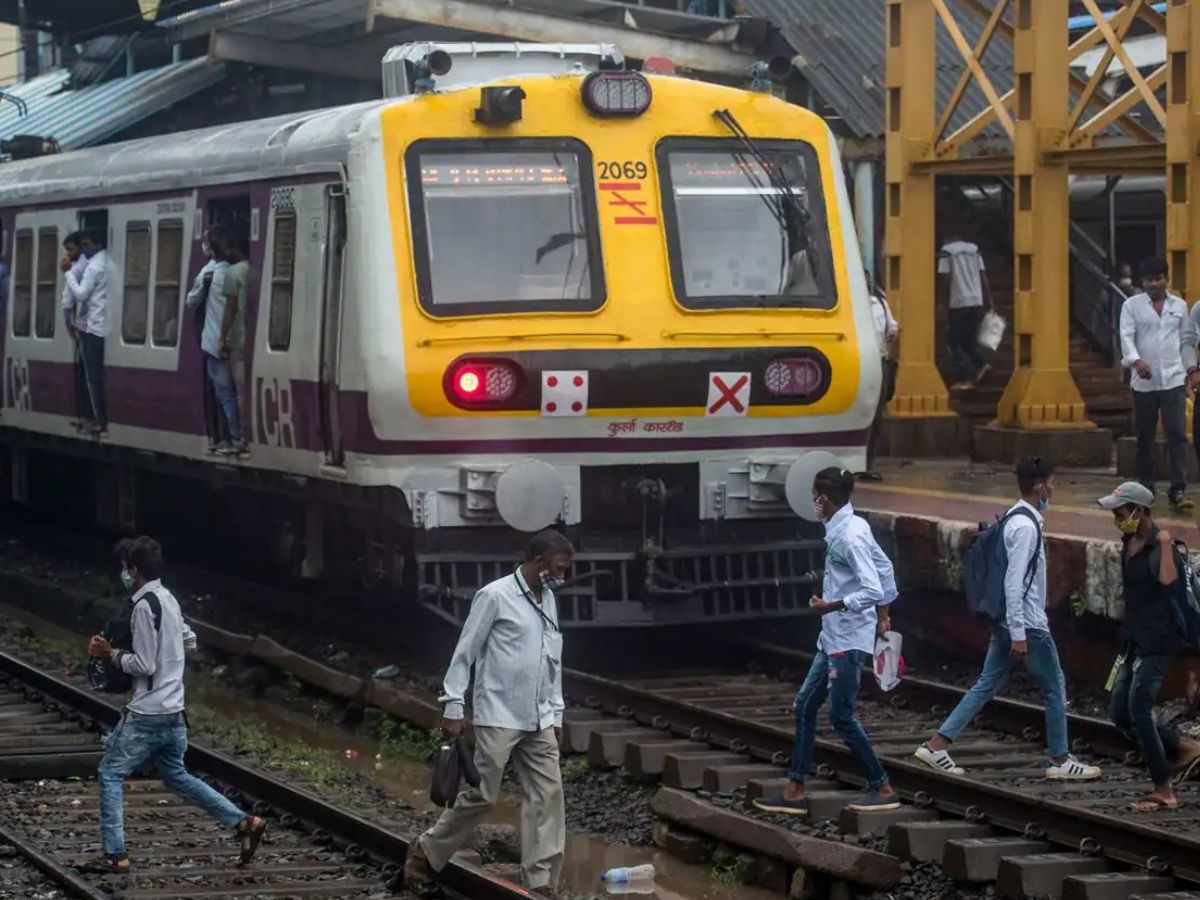 Mumbai Local Delay Chain pulling incidents on Central Railway rise