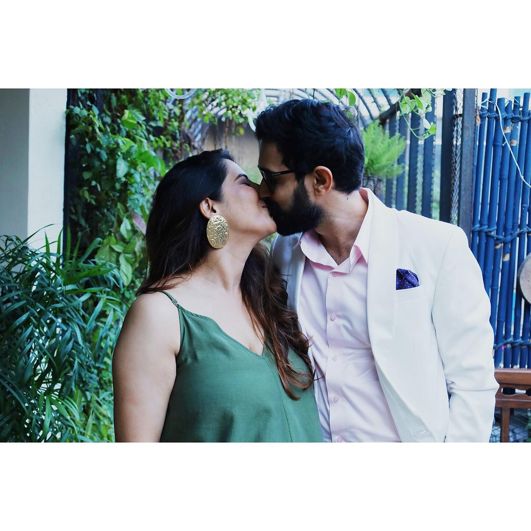 Vikrant Massey Sheetal Thakur Baby Shower Viral Kiss Photos Goes Viral