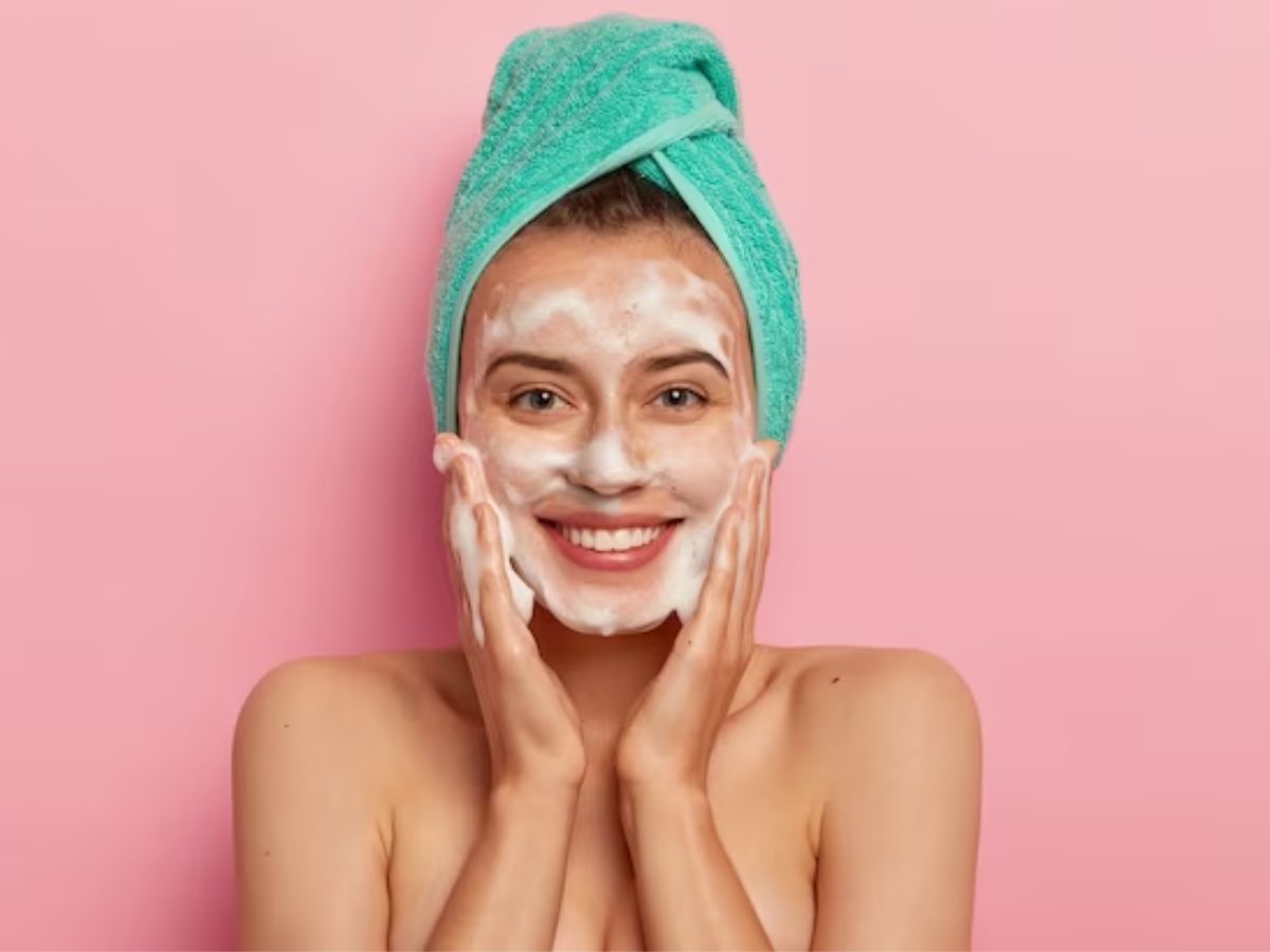 Face Wash आणि Cleanser एकच कि वेगळेवेगळे ? Skin Care Tips What Is The