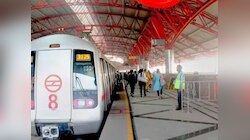 मेट्रोतून उतरताना साडी दरवाजात अडकली, मेट्रोने महिलेला फरफटत नेले, दुर्दैवी मृत्यू