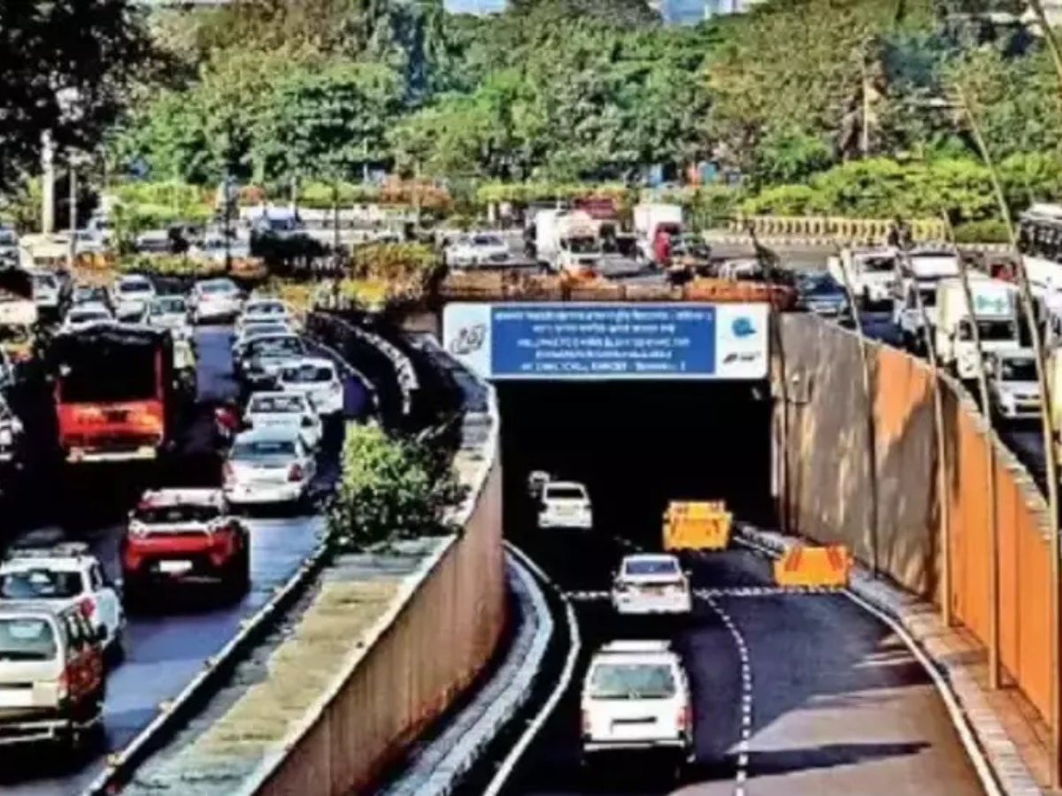 Mumbai underpass Mumbai Eastern-Western Expressway Junction reducing accidents and traffic free travel