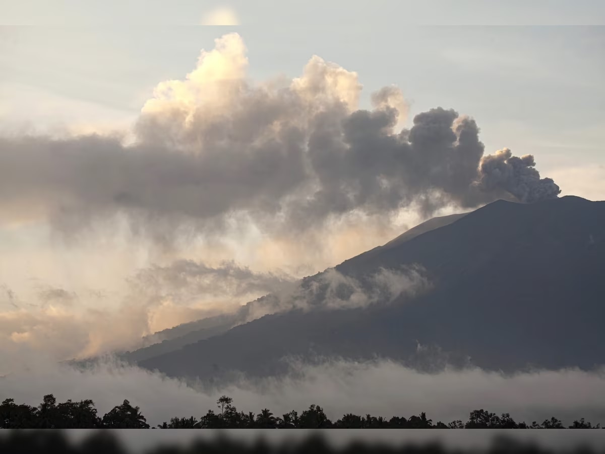  indosia kawah ijen volcano