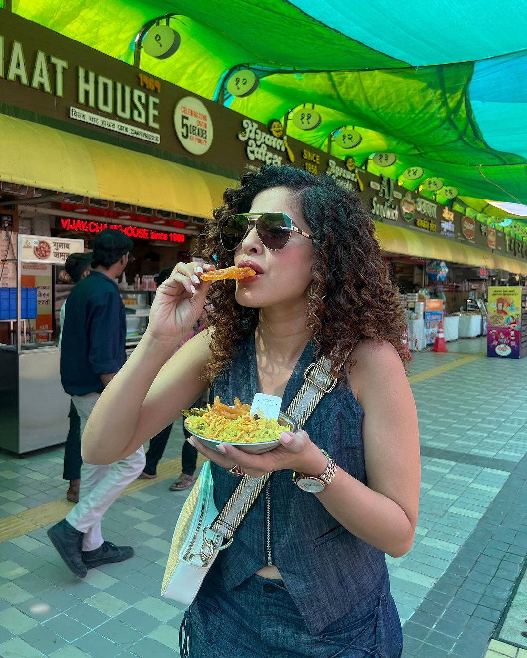 Food blogger Kamiya Jani after visit to Jagannath temple sparks row