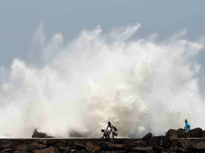 top  10 natural disasters rememberig 26 Dec 2004 tsunami calamity