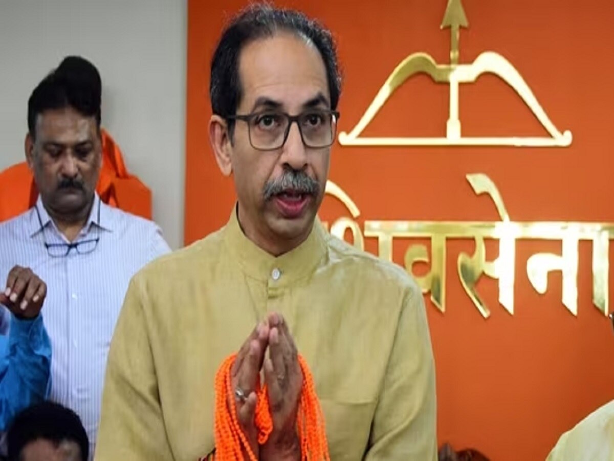 अखेर उद्धव ठाकरेंना राममंदिर सोहळ्याचं निमंत्रण मिळाले; पण, इंडिया आघाडीसमोर मोठं धर्मसंकट अखेर उद्धव ठाकरेंना राममंदिर सोहळ्याचं निमंत्रण मिळाले; पण, इंडिया आघाडीसमोर मोठं धर्मसंकट