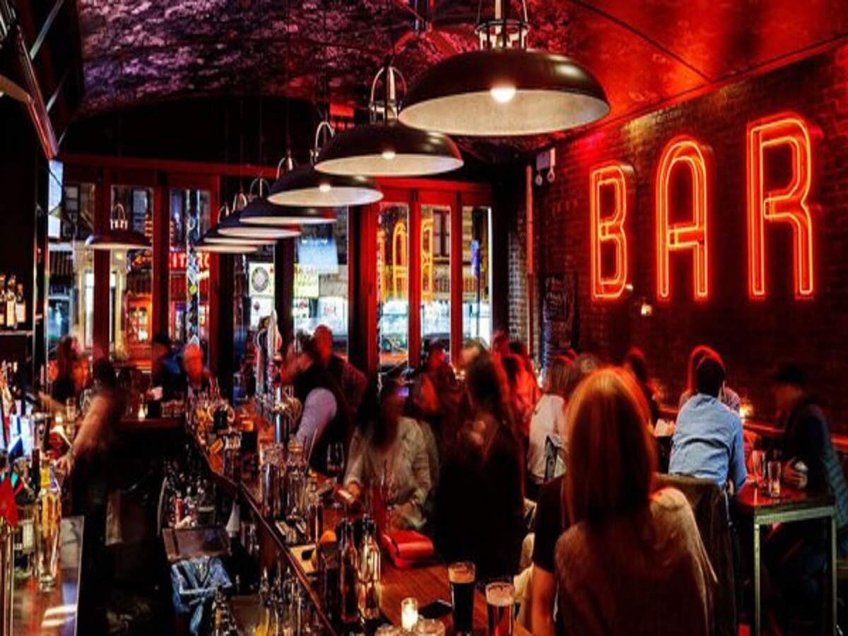 मद्य धुंद ग्राहकांना घरी सोडण्याची व्यवस्था बार चालकांनी करावी; ठाणे वाहतूक पोलिसांचे आवाहन मद्य धुंद ग्राहकांना घरी सोडण्याची व्यवस्था बार चालकांनी करावी; ठाणे वाहतूक पोलिसांचे आवाहन