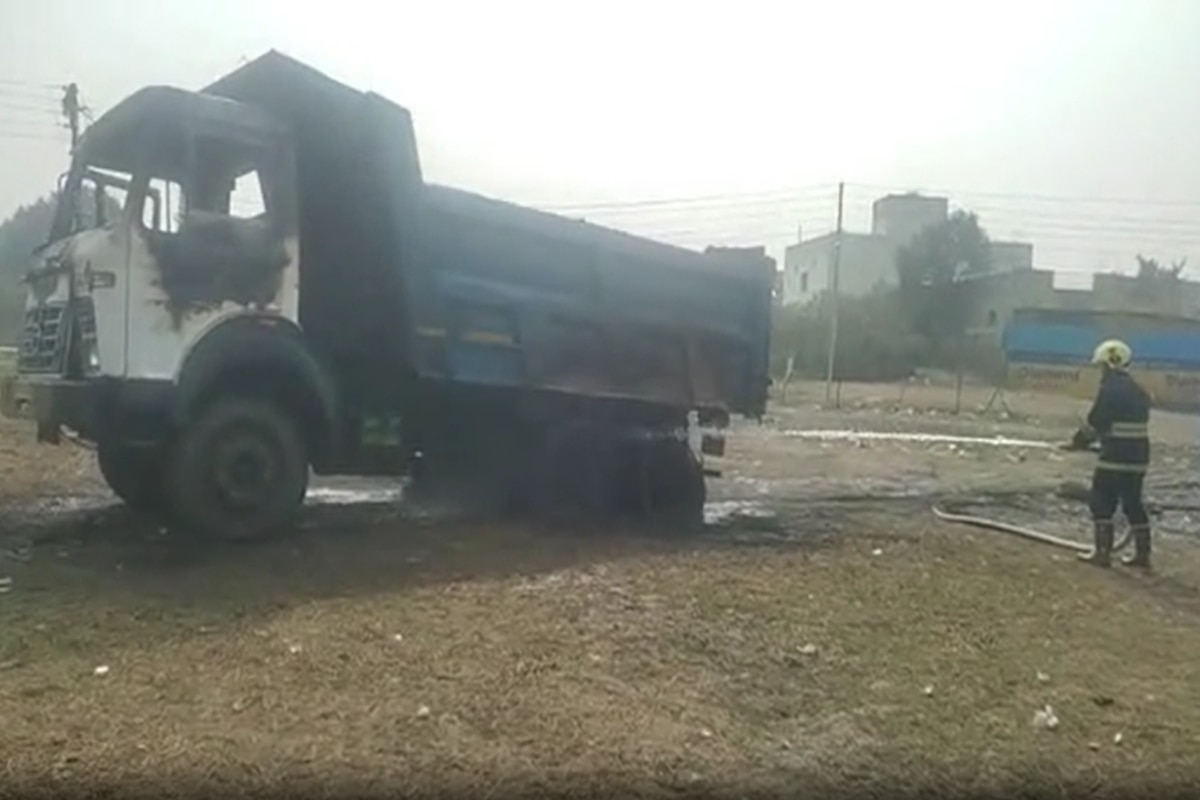 नागपुरात भीषण अपघात, टिप्परच्या धडकेने भाऊ-बहिणीचा मृत्यू, संतप्त जमावाने पेटवला ट्रक