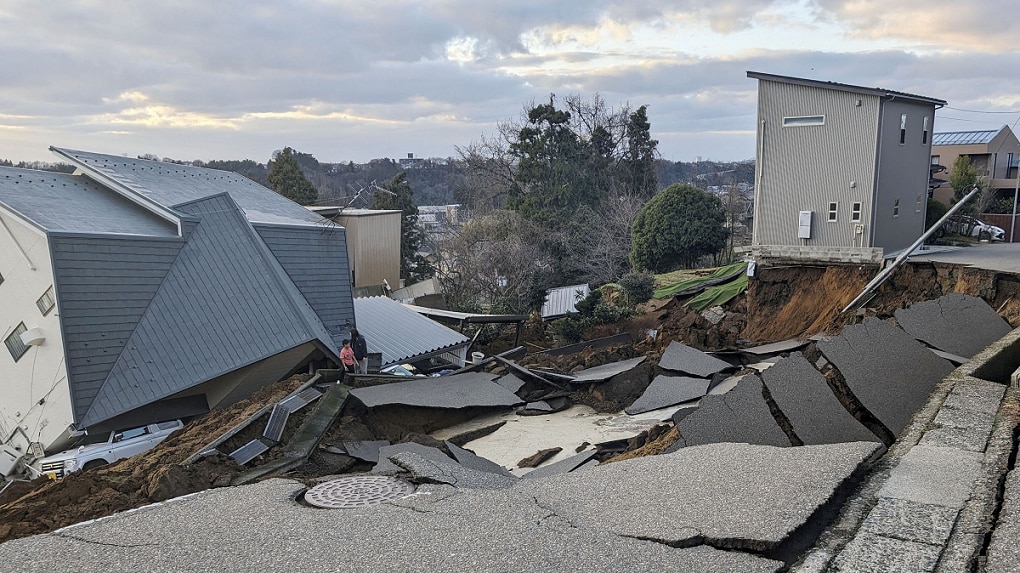 Japan Earthquake tsunami alert latest photos 