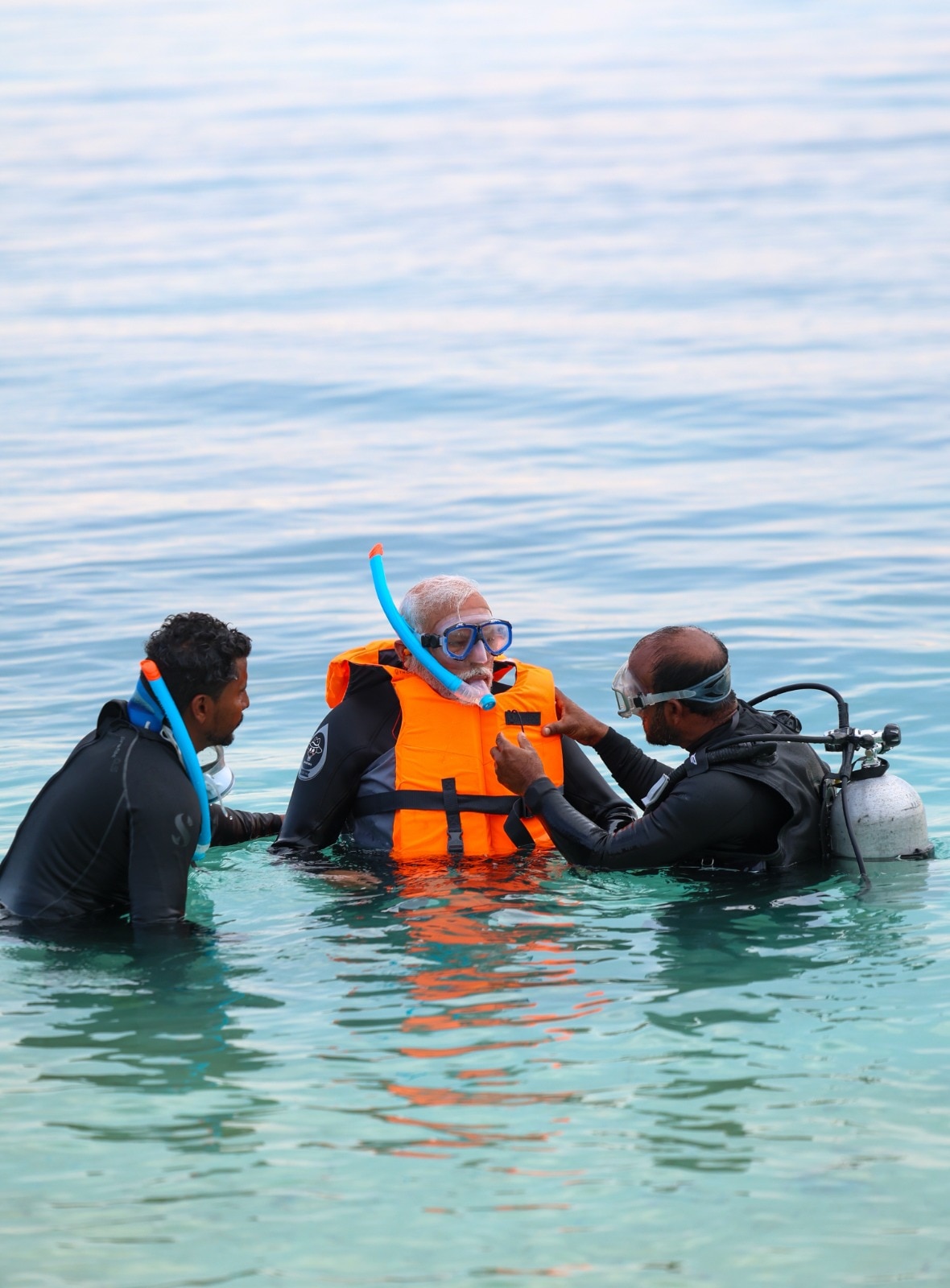 Photos Of PM Modi snorkelling in Lakshadweep