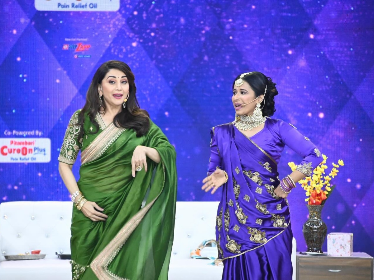  marathi actress shreya bugde dance with madhuri dixit share photo on instagram at chala hawa yeu dya set