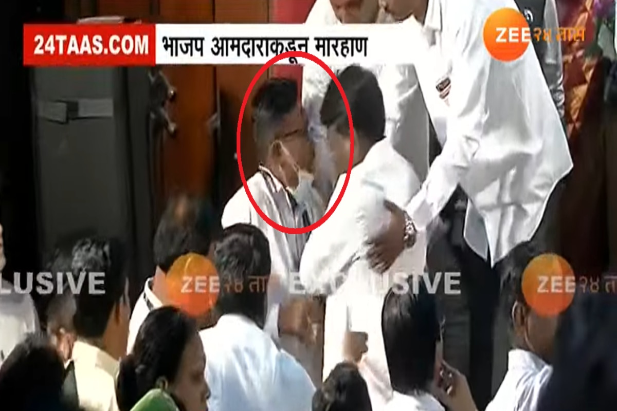 VIDEO : भाजप आमदार सुनील कांबळेंकडून पोलीस हवालदाराला मारहाण