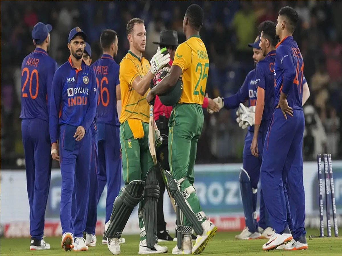 भारत-दक्षिण आफ्रिका कसोटी मालिकेनंतर दिग्गज खेळाडूची मोठी घोषणा, कसोटी क्रिकेटमधून निवृत्ती title=