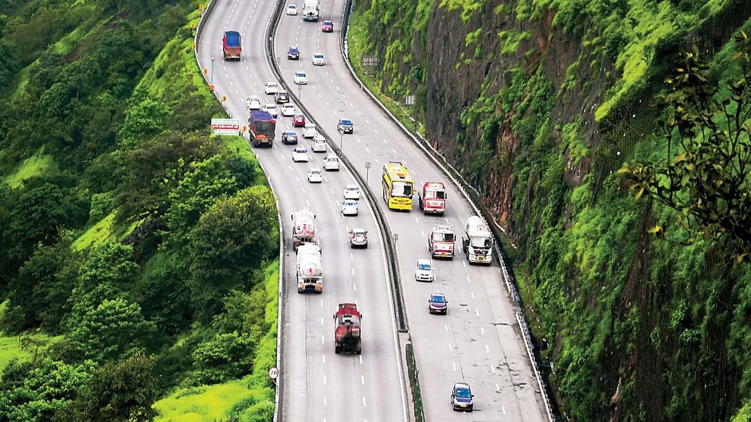 Mumbai Pune express way to closed for traffic for six hours latest update 