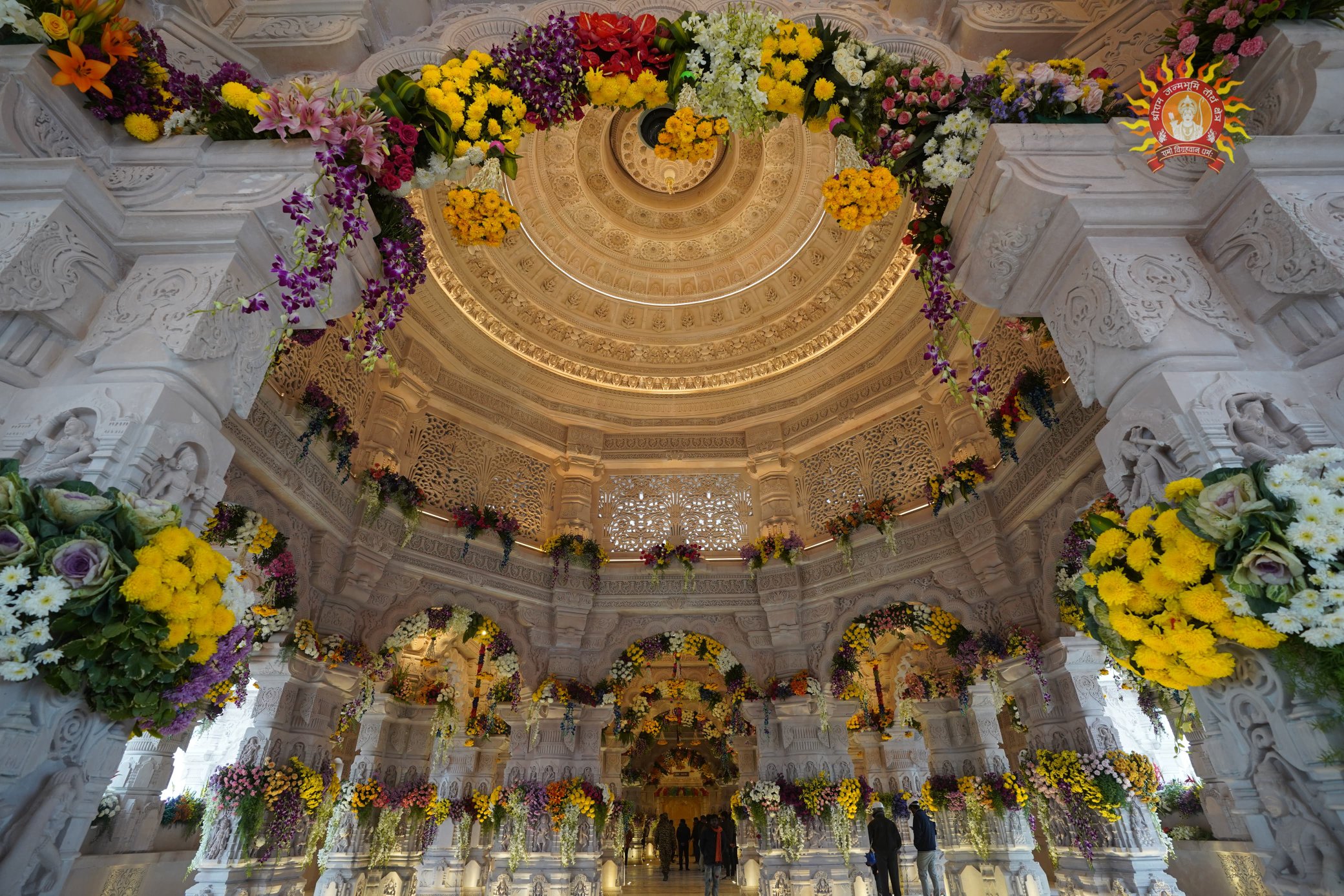 Ayodhya Ram Mandir Pran Pratishtha Flower Decoration