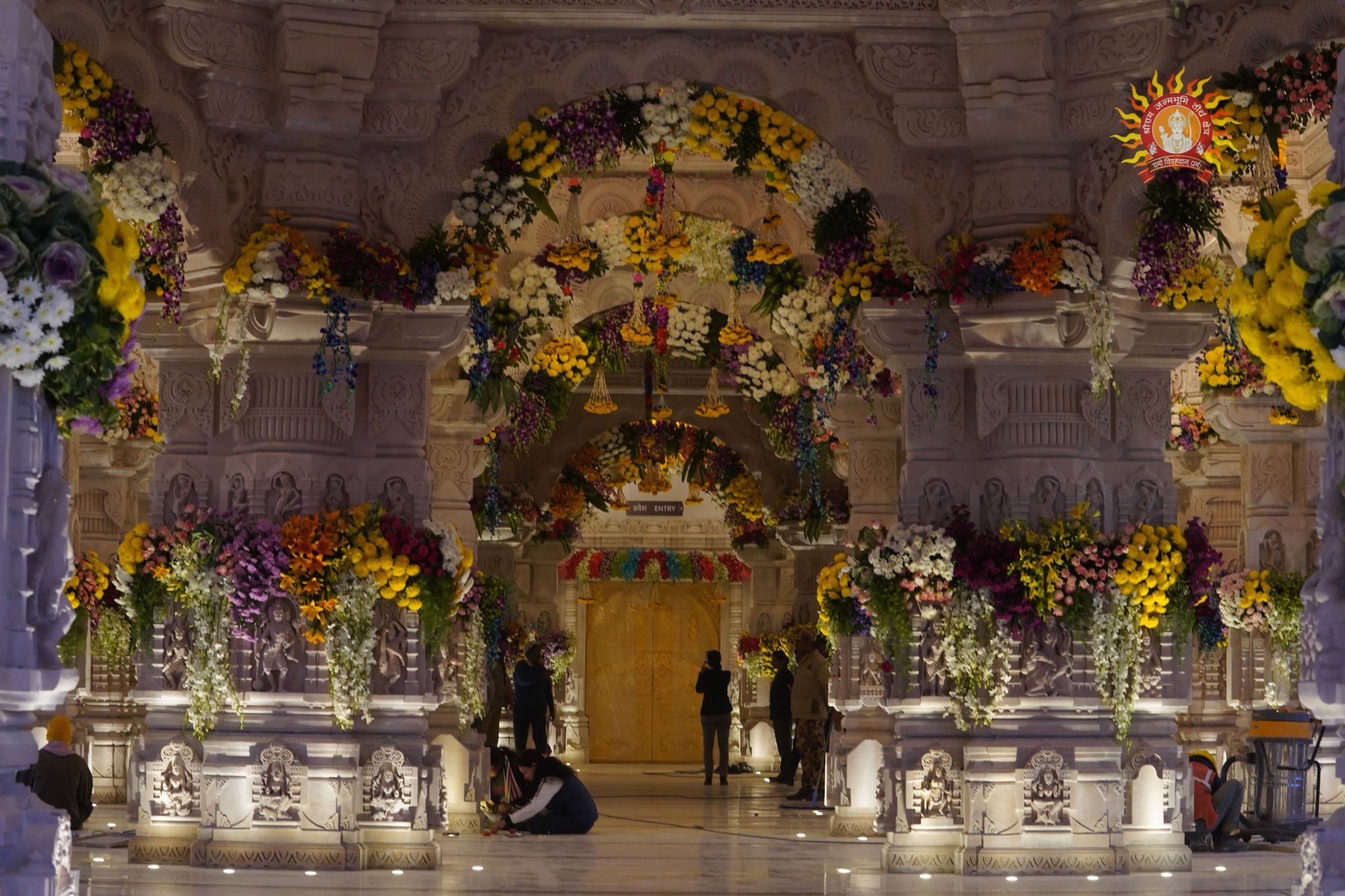 Ayodhya Ram Mandir Pran Pratishtha Flower Decoration