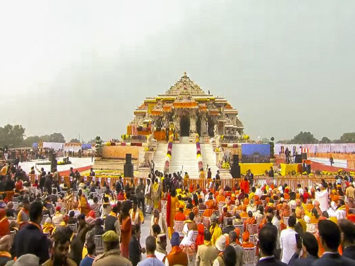 'राम मंदिर सोहळ्याचे थेट प्रक्षेपण थांबवू शकत नाही; सुप्रीम कोर्टाचा तमिळनाडूला सरकारला दणका title=