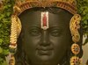 आभूषणं आणि फुलांचा साज