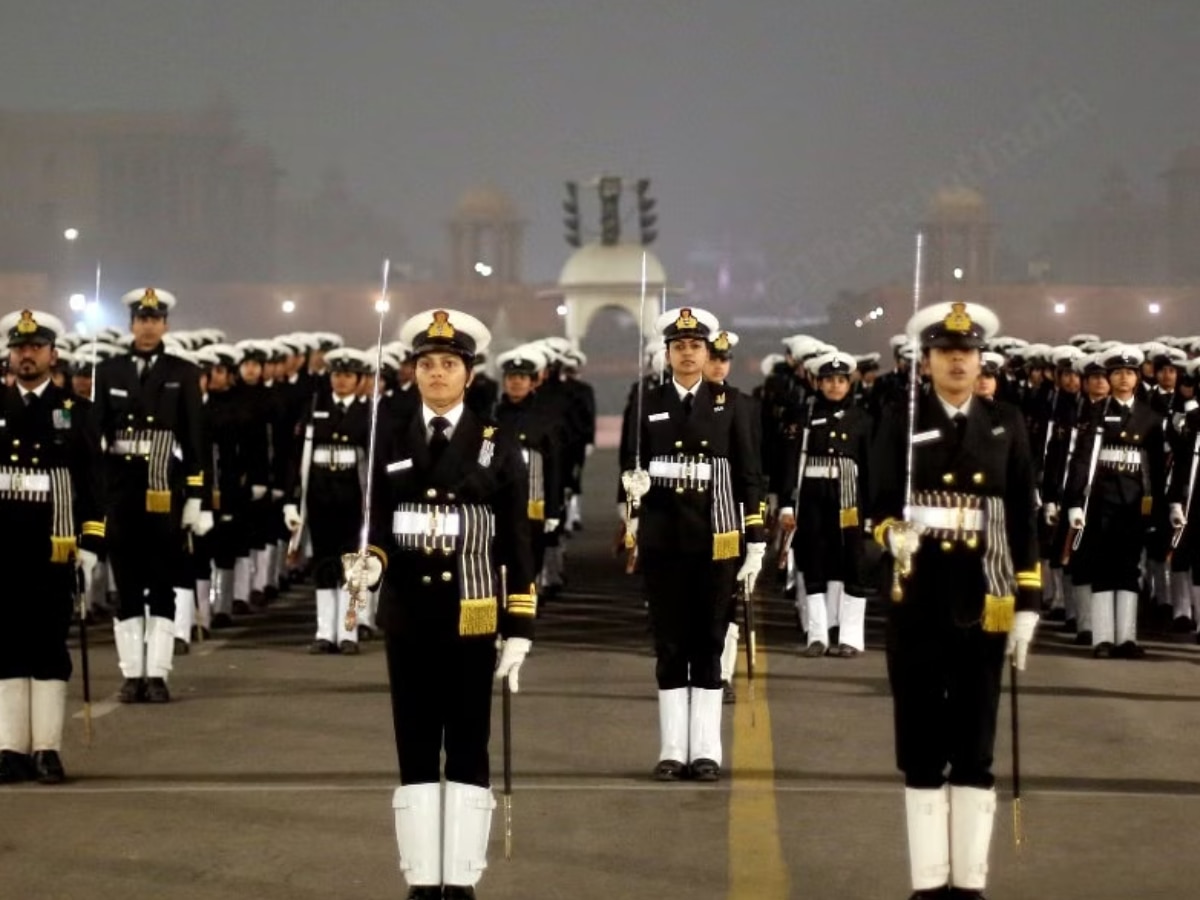 Republic Day 2024 Watch Parade Live on Rajpath online and offline booking Details