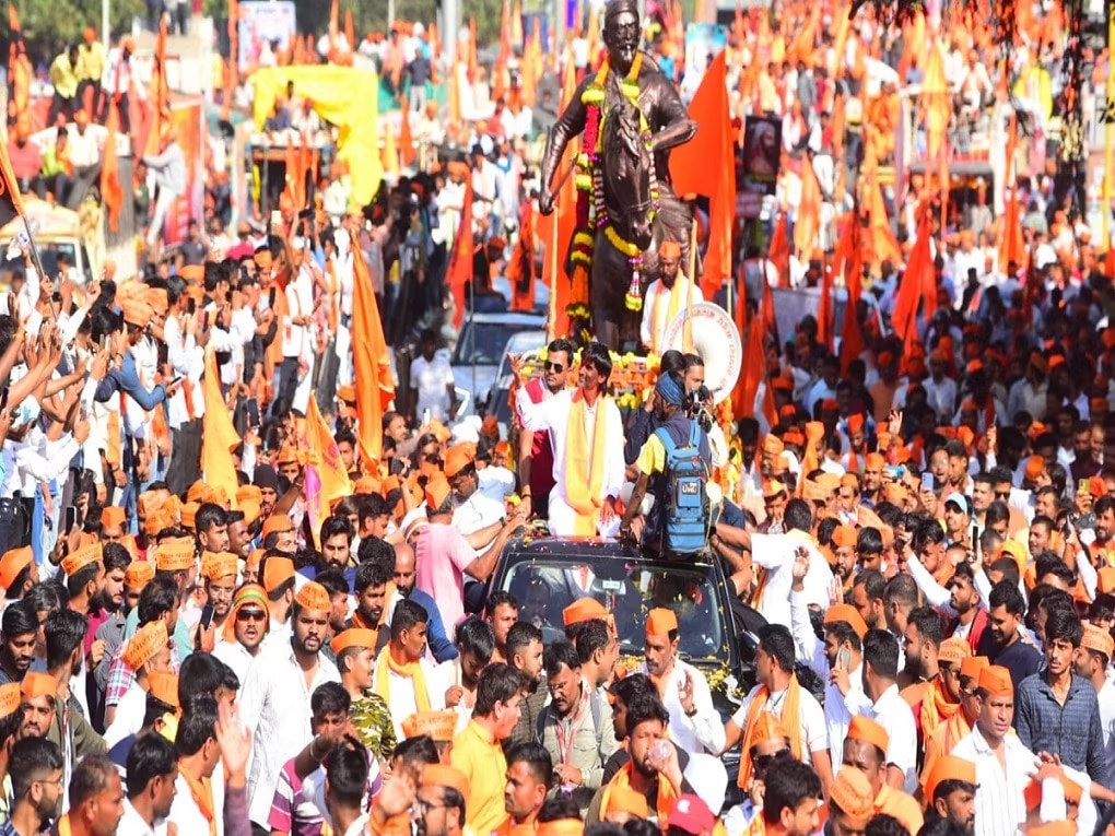 maratha aarakshan rally route navi mumbai manoj jarange patil photos of supporters