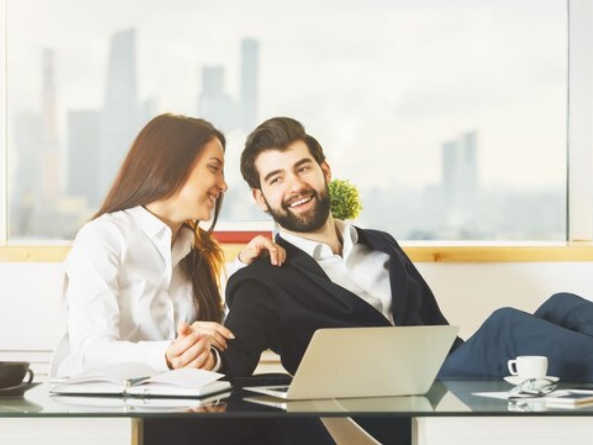 Office Romantic Relationship Affect on Work Efficiency Forbes Advisor Survey