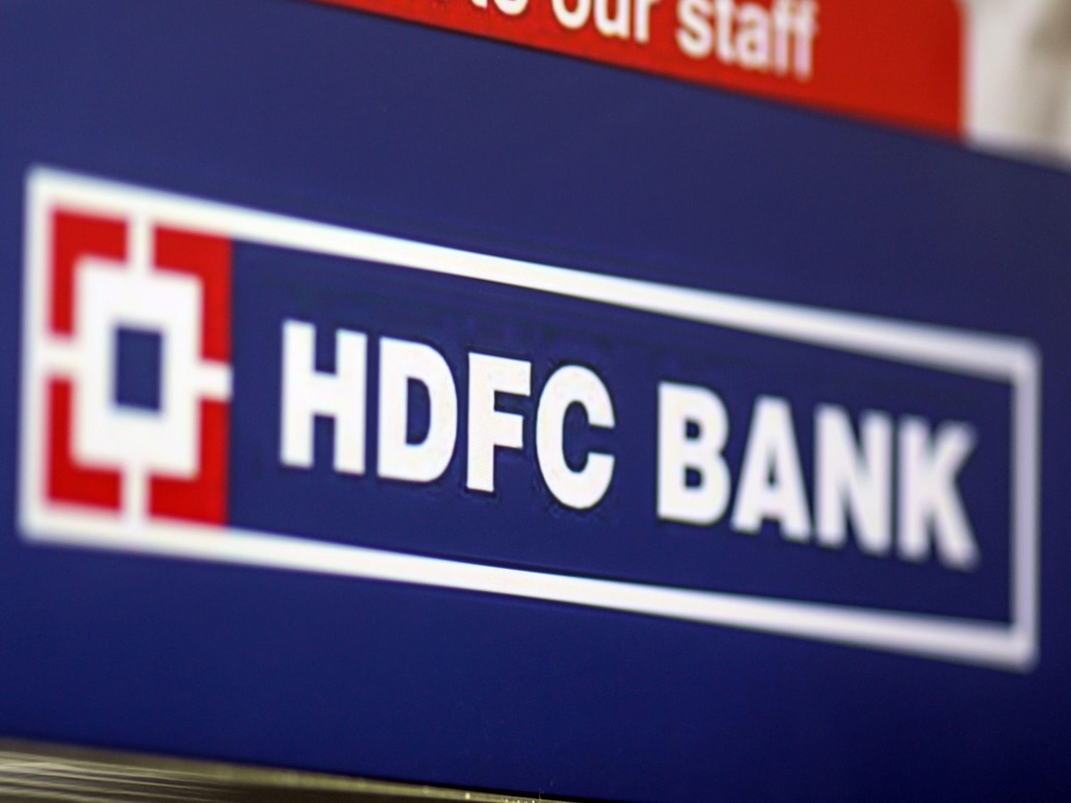HDFC Bank चा मोठा झटका; अचानक व्याजदरात वाढ केल्यामुळं अनेकांचा खिसा रिकामा? title=
