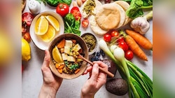 कोणत्या वयात कोणते पदार्थ खावेत? जाणून घ्या संपूर्ण माहिती