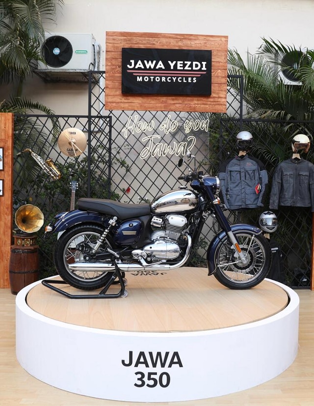 Auto News Jawa Yezdi Motorcycles Showcase Jawa 350 Blue features price