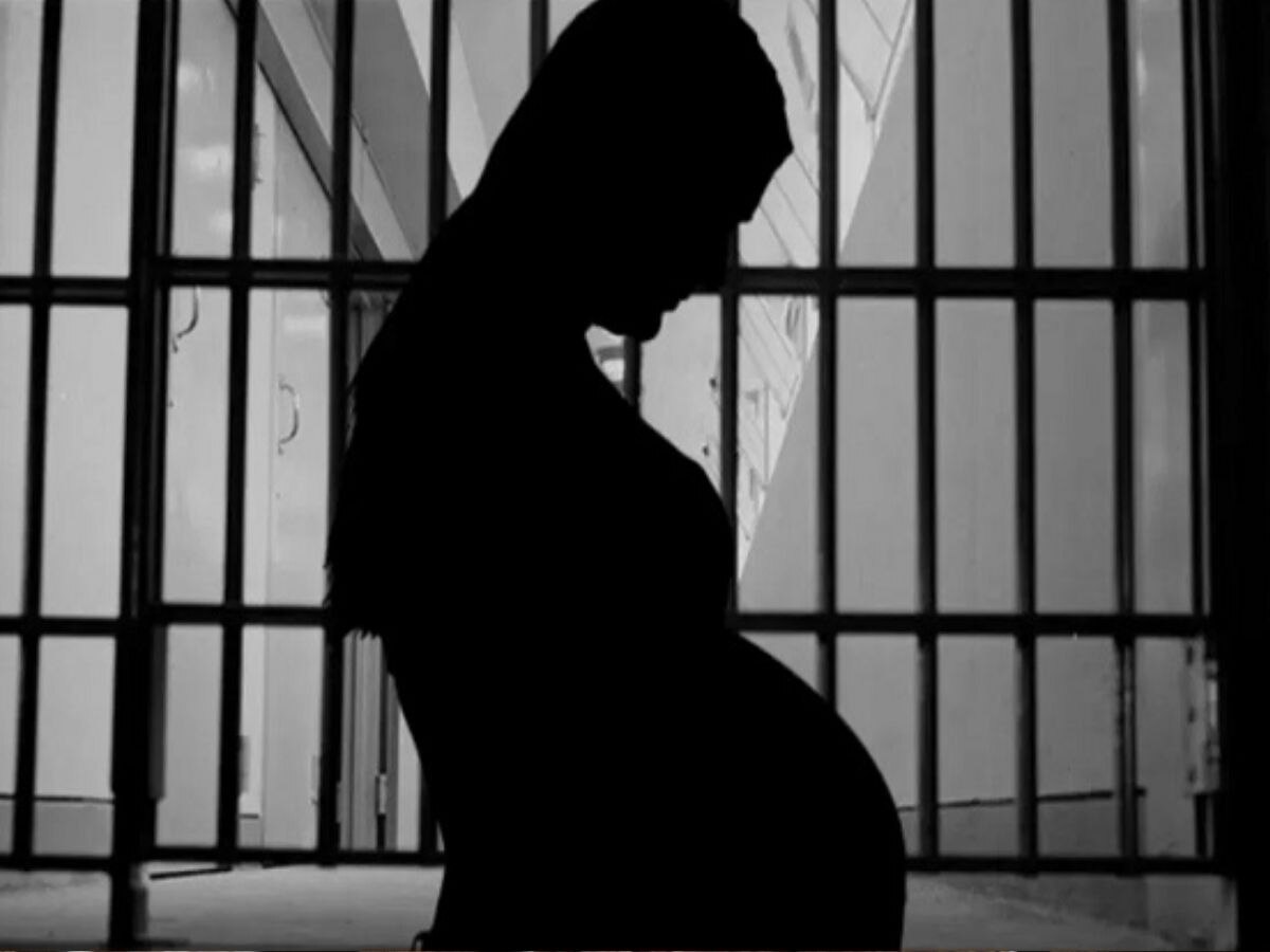 तुरुंगातील महिला कैदी गर्भवती, Inside Story समोर; नेमकं काय घडलं? वाचा title=
