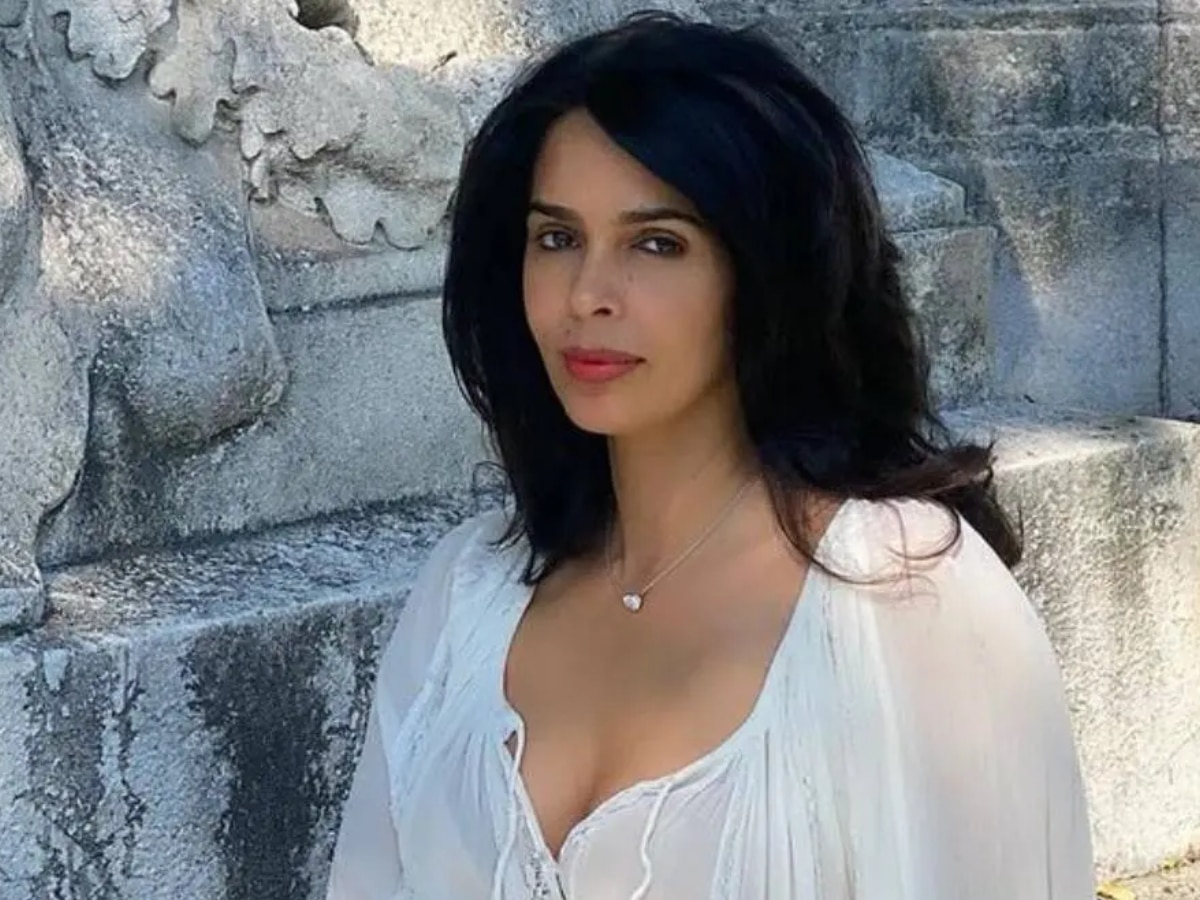 Bollywood Actress Mallika Sherawat Share Casting Couch Experince