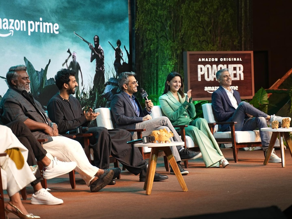 Bollywood Actress Alia Bhatt wear green ombre pantsuit at Poacher trailer launch 