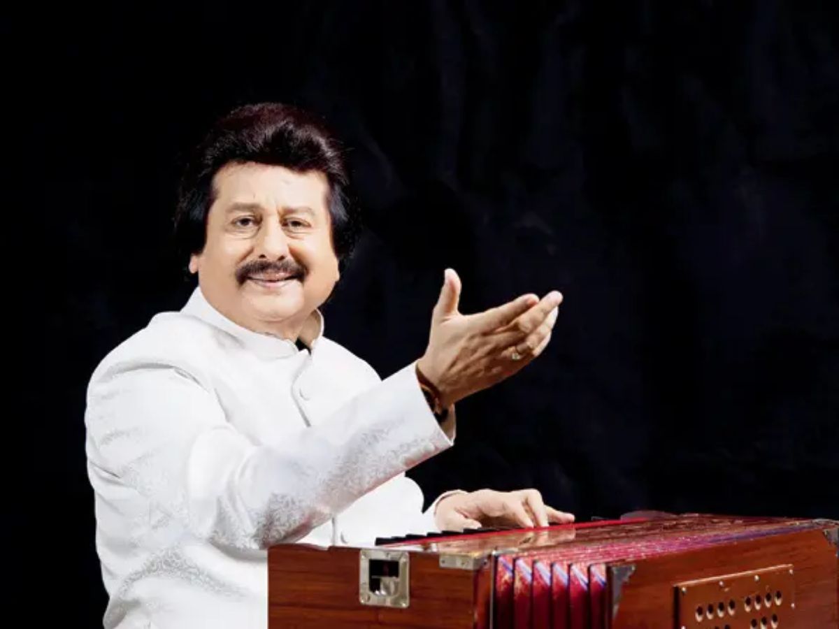 Pankaj Udhas renowned Ghazal singer, passes away know his filmy carrer