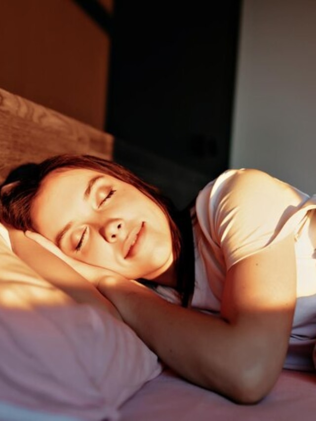 Does sleeping improve skin know the benefits make your face glow