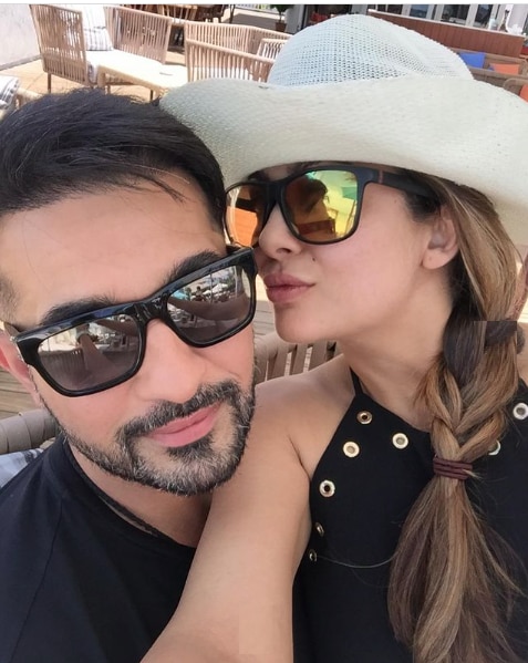 Actress amrita arora wedding love story celebrity affair 