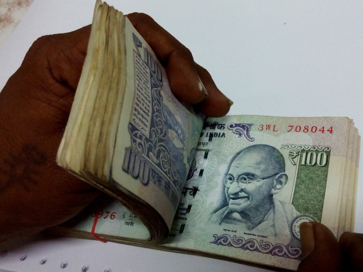 Do not keep these things in wallet will face financial loss