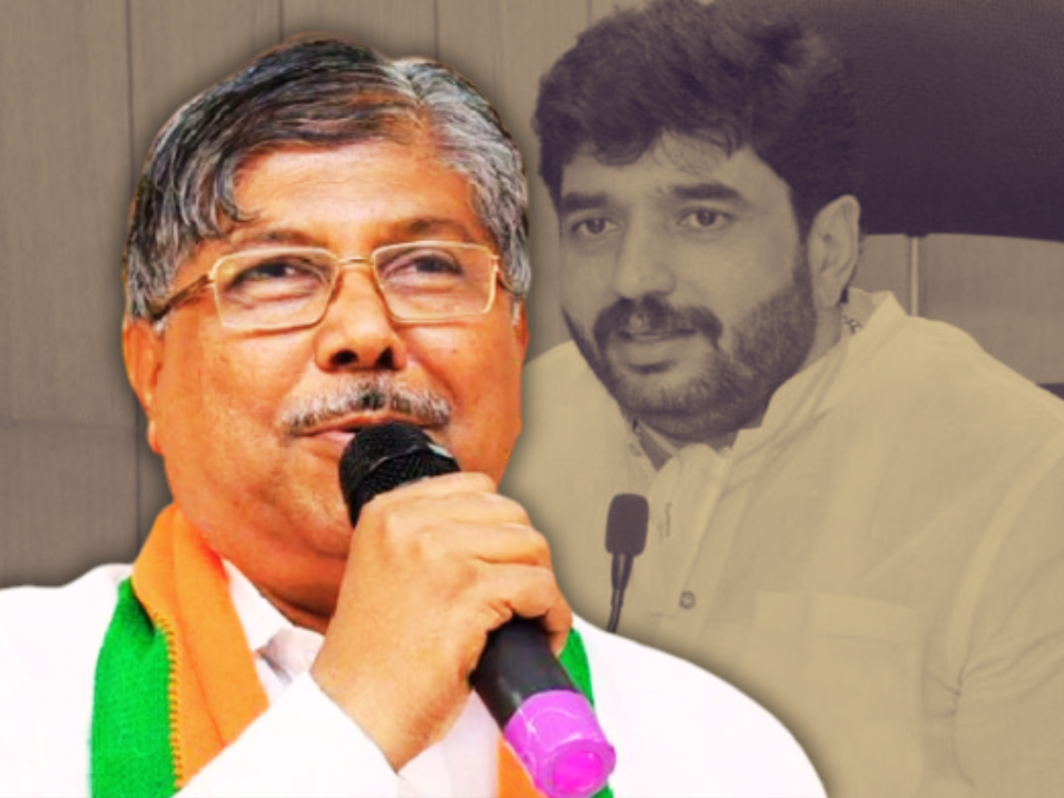 Pune LokSabha : बोलता बोलता चंद्रकांत पाटलांनी उघडलं काँग्रेसचं 'गुपित', पुण्यातला उमेदवारच जाहीर केला Pune LokSabha : बोलता बोलता चंद्रकांत पाटलांनी उघडलं काँग्रेसचं 'गुपित', पुण्यातला उमेदवारच जाहीर केला