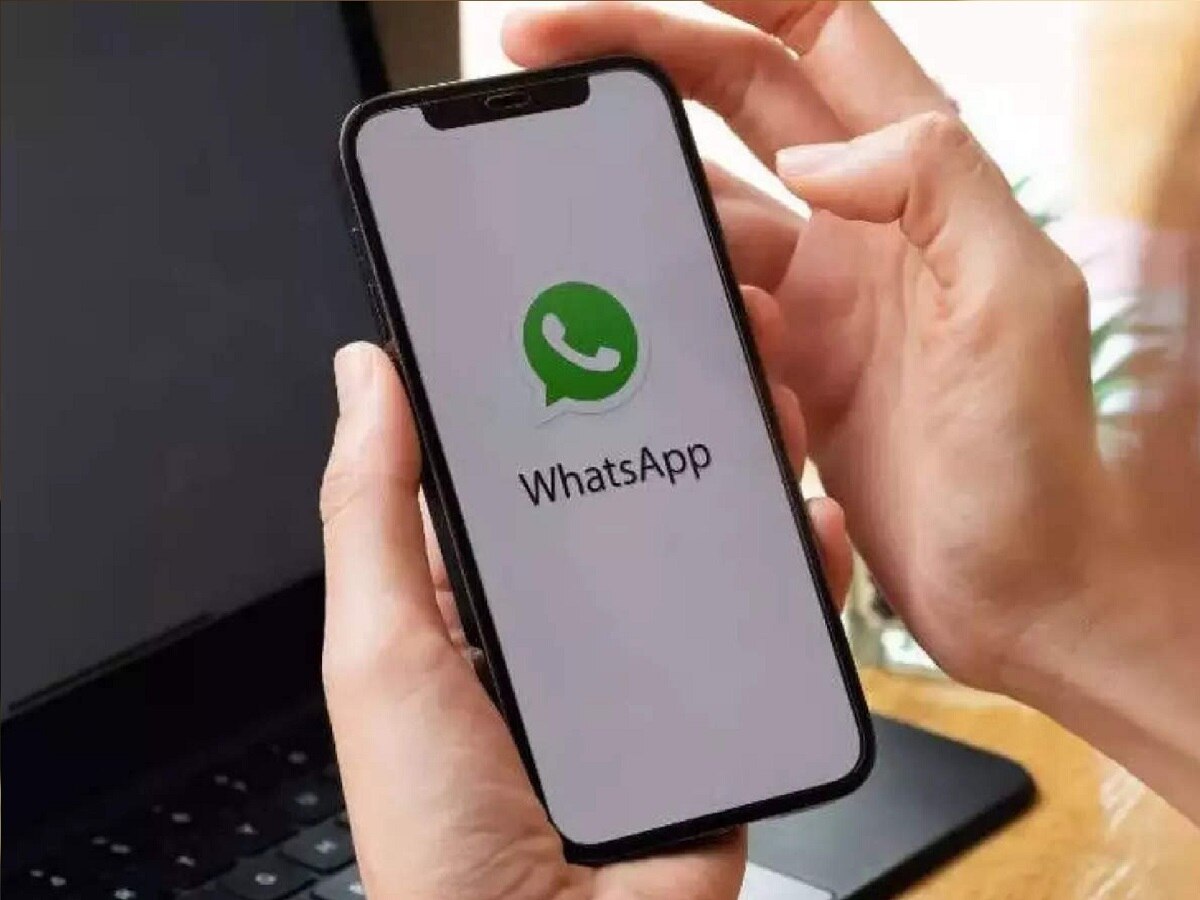 तुम्हालाही  Whatsapp वर 'विकसित भारत'चा मेसेज आलाय का? निवडणूक आयोगाचा मोठा निर्णय title=