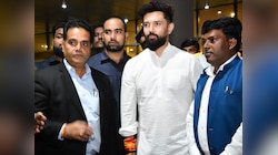 लोकसभा निवडणुकीपूर्वी चिराग पासवान यांनी घेतले शिर्डीतील साईबाबांचे दर्शन 
