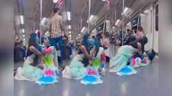 अंग लगा दे रे...मेट्रोमध्ये तरुणींचा होळीचा अश्लील डान्स; VIDEO पाहून होईल संताप