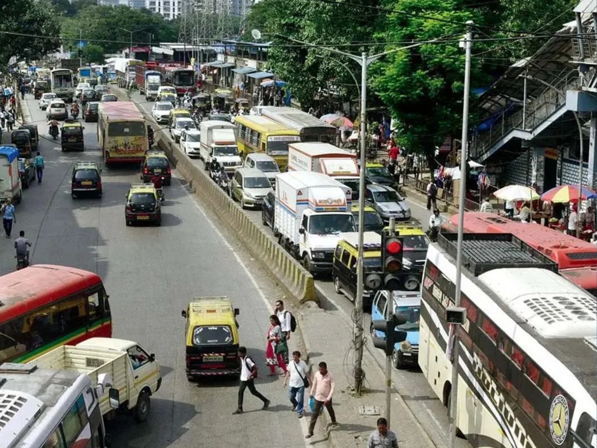 Mumbai News : ठरलं! 'या' तारखेला मुंबईतील 110 वर्षे जुना ब्रिटीशकालीन पूल पाडणार; पुढील दोन वर्षे वाहतूक बंद title=