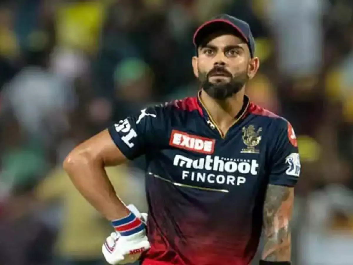 अरेरे! कोहलीचे शतक तरी RCB हरली, विराटच्या नावे 'असा' लाजिरवाणा रेकॉर्ड अरेरे! कोहलीचे शतक तरी RCB हरली, विराटच्या नावे 'असा' लाजिरवाणा रेकॉर्ड