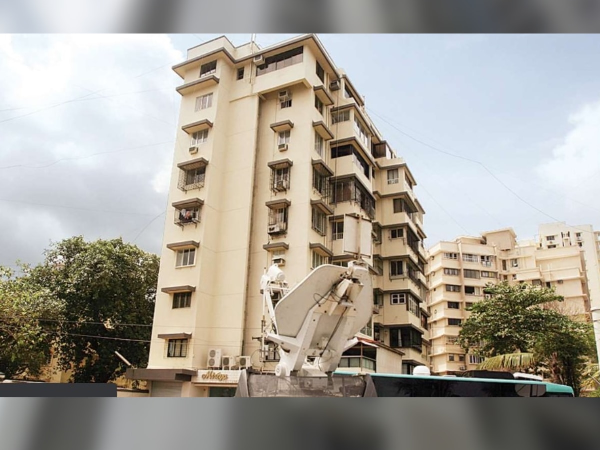 Bollywood Actor Salman khan house galaxy apartment inside photos price and other details 