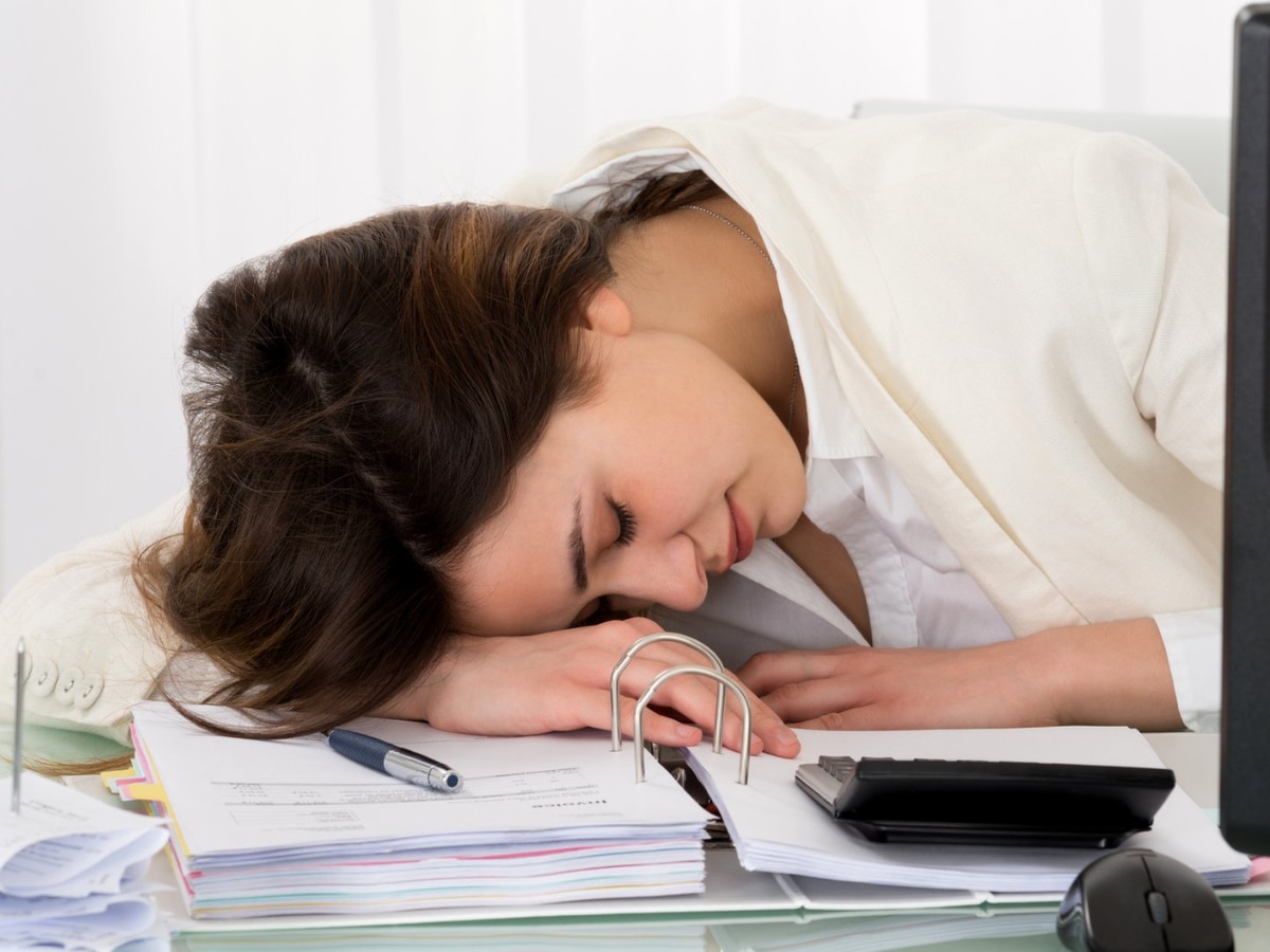 Why feel tired after lunch cause and solution Health Tips
