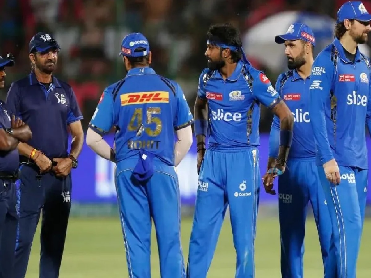 Mumbai Indians: 12 वर्षानंतरही मुंबईची टीम जैसे थे...; सवाई मानसिंह स्टेडियममध्ये पुन्हा तेच घडलं title=