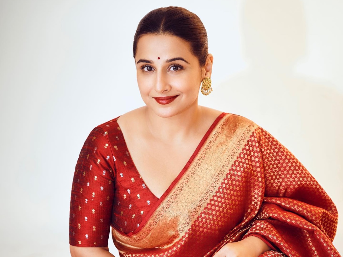 Bollywood Actress Vidya Balan Talk About how many sarees she have said my wardrobe size