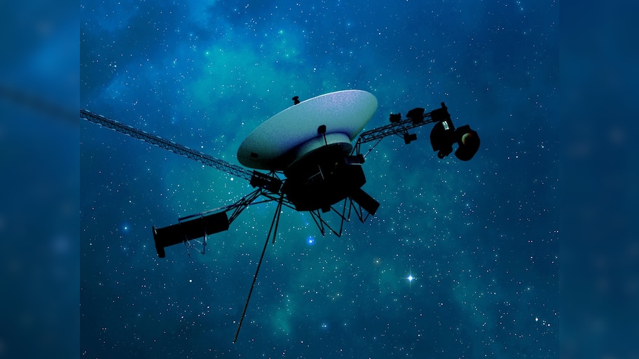 'त्या' रहस्यमयी मेसजचा अर्थ कळाला; अंतराळात गायब झालेला 46 वर्ष जुना Spacecraft अखेर 5 महिन्यांनतर संपर्कात