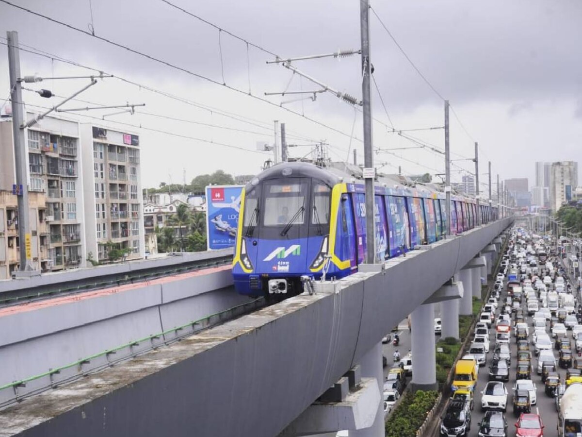 Loksabha Election 2024 Mumbai Metro passengers will get 10 percent discount on tickets on election day