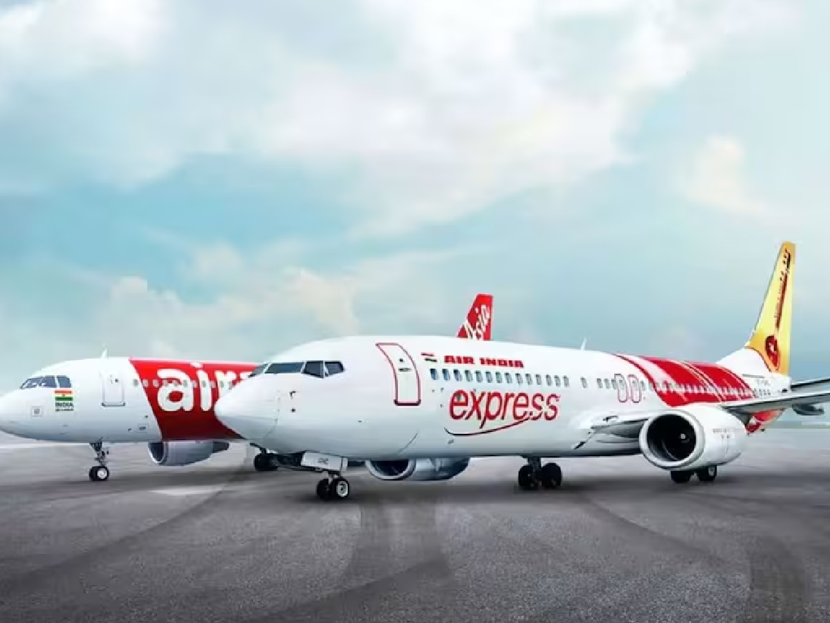 हकालपट्टी केलेल्या कर्मचाऱ्यांना आणखी एक संधी; Air India Express चा मोठा निर्णय title=