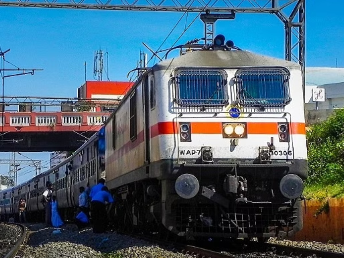 Indian Railway Current Confirm Ticket Trick Marathi News