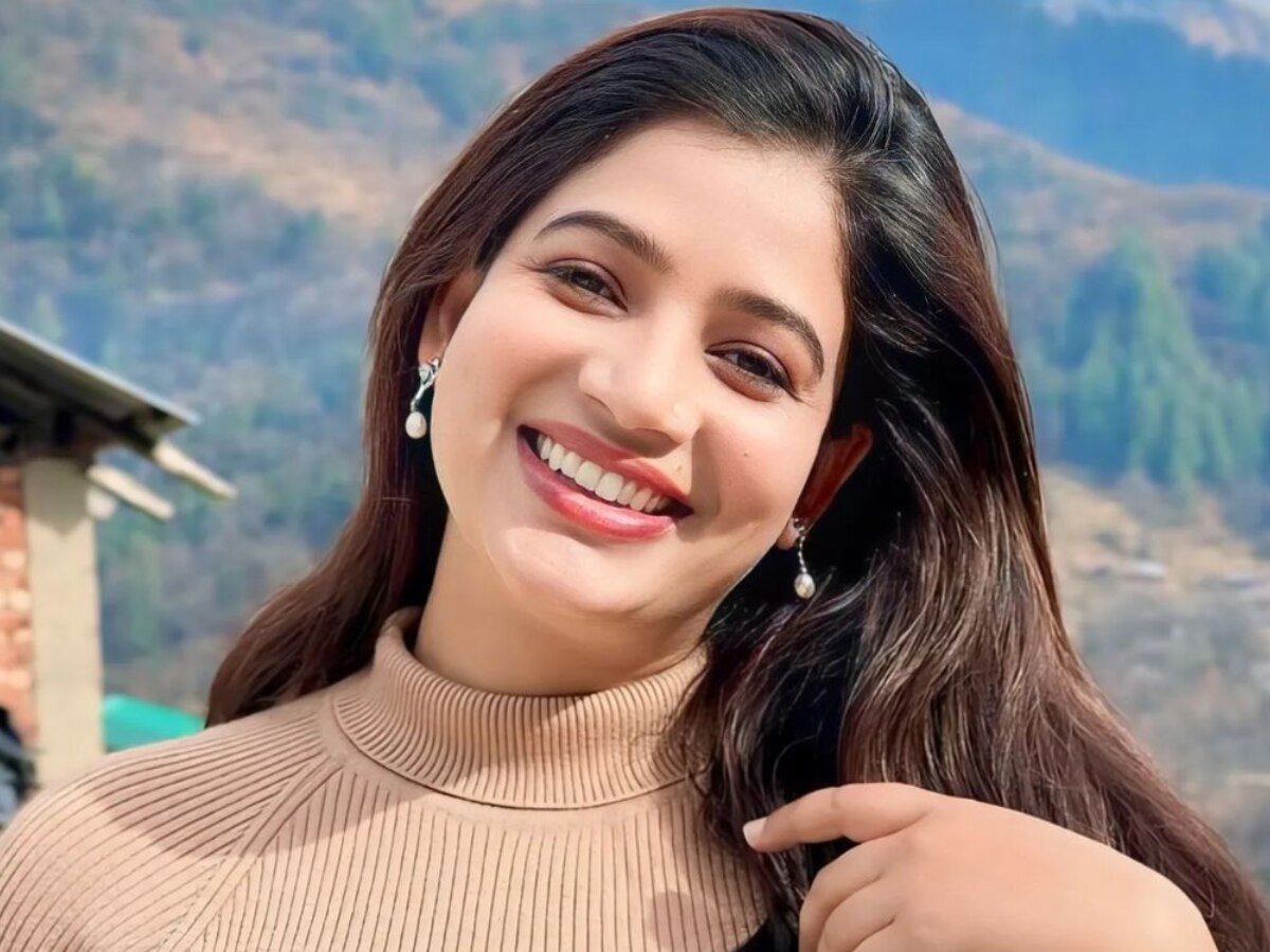 Oshin sharma Success Story Career Details Marathi News